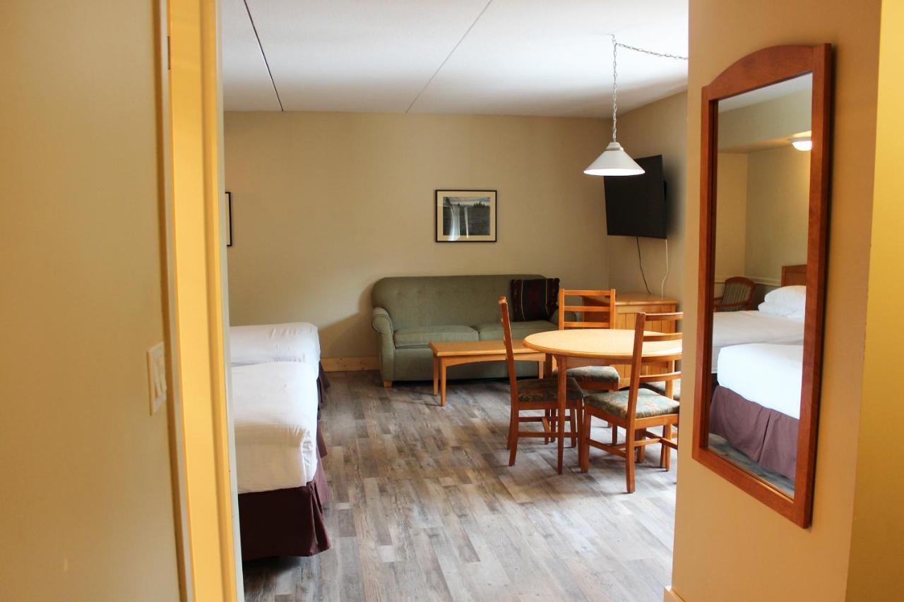 Manning Park Resort מראה חיצוני תמונה