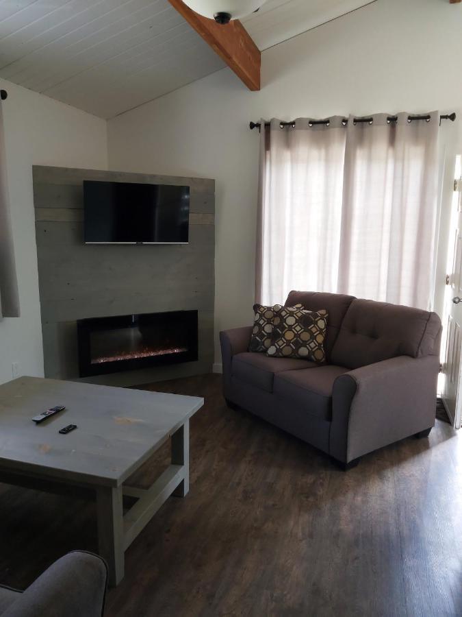 Manning Park Resort מראה חיצוני תמונה