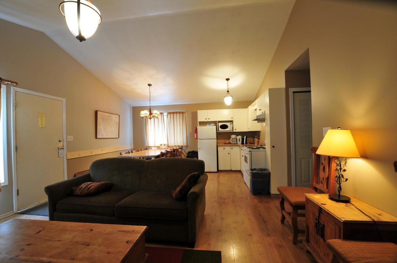 Manning Park Resort מראה חיצוני תמונה